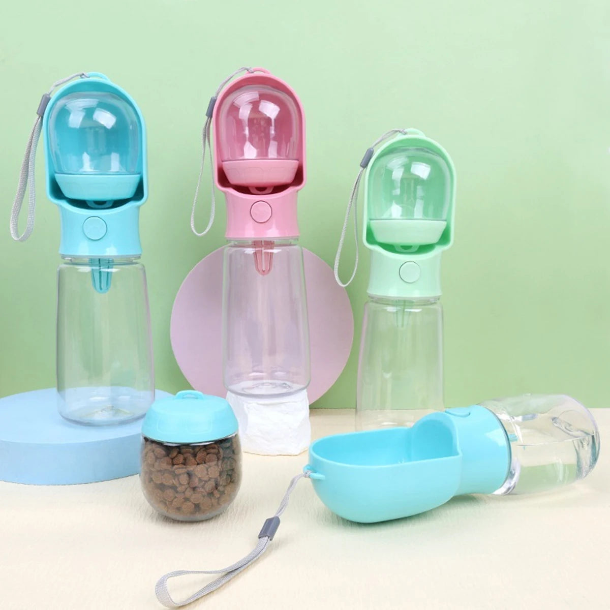 Pet feeding/water supplies, pet going out water cups, portable carry-on cups, pet water and food integrated cups.-zmt